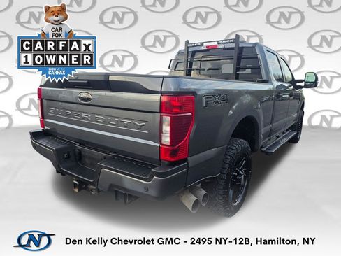 Used 2022 Ford F250 XLT w/ Black Appearance Package AWD/4WD image 2