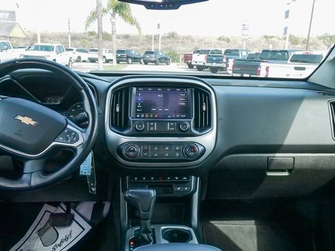 Used 2020 Chevrolet Colorado ZR2 w/ ZR2 Midnight Special Edition image 12