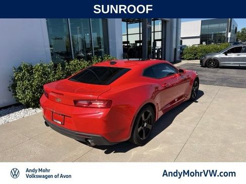 Used 2017 Chevrolet Camaro LT RWD image 7