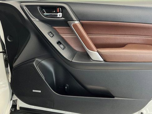 Used 2017 Subaru Forester 2.5i Touring image 17