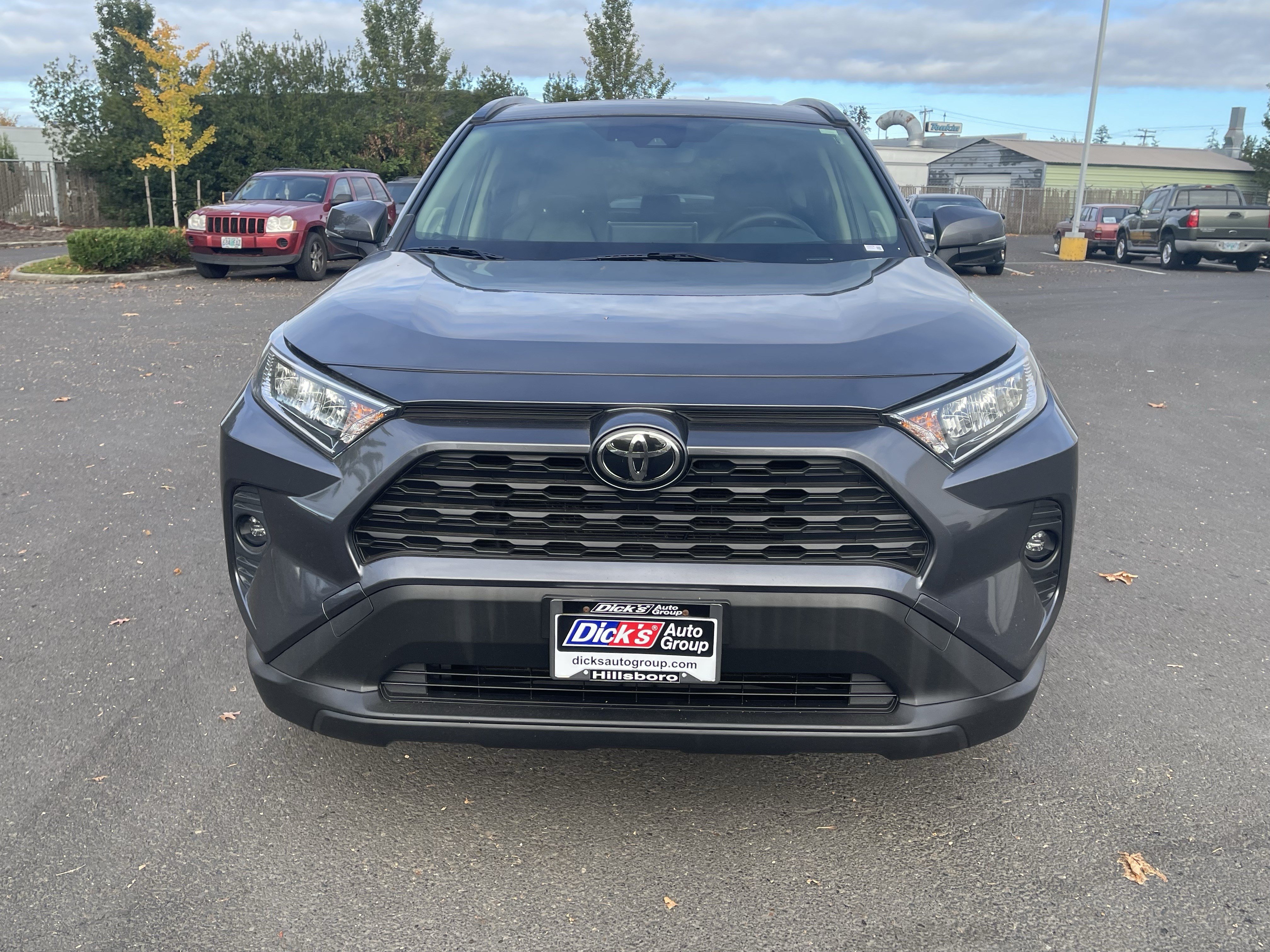 Used 2020 Toyota RAV4 XLE Premium AWD/4WD image 8