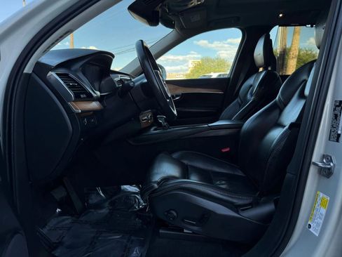 Used 2020 Volvo XC90 T6 Inscription w/ Protection Package image 44