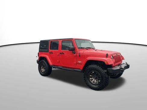 Used 2015 Jeep Wrangler Unlimited Sahara w/ Connectivity Group image 7