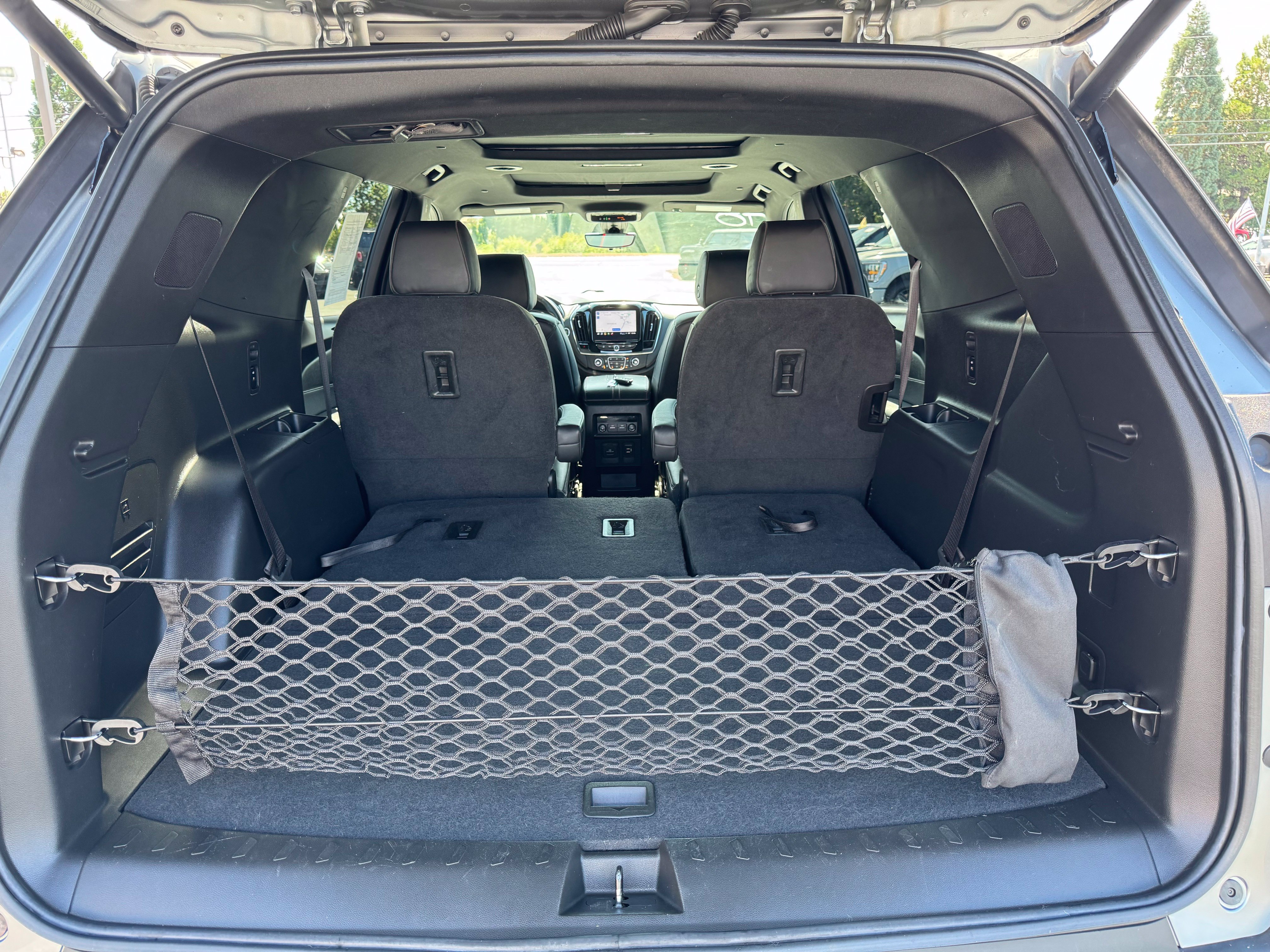Used 2023 Chevrolet Traverse RS w/ LPO, Cargo Package AWD/4WD image 37