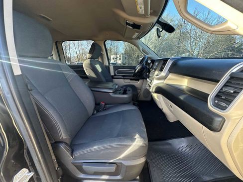 Used 2021 RAM 2500 Big Horn image 23