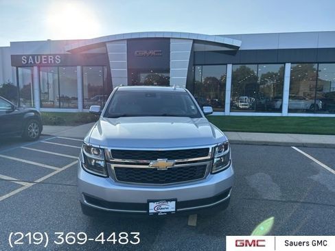 Certified 2017 Chevrolet Suburban LT image 1