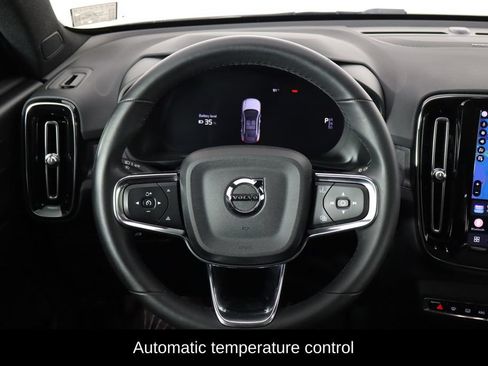 Used 2023 Volvo C40 P8 Recharge Ultimate AWD/4WD image 7