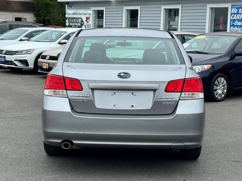 Used 2011 Subaru Legacy 2.5i Premium AWD/4WD image 6