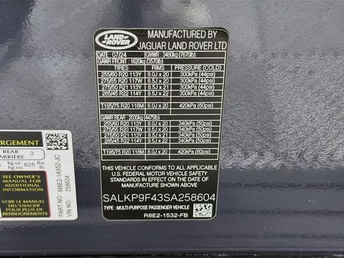 Used 2025 Land Rover Range Rover SE AWD/4WD image 34