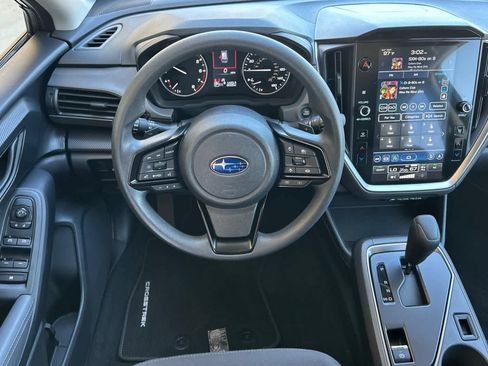 Used 2025 Subaru Crosstrek 2.0i Premium w/ Crosstrek Mirror Package AWD/4WD image 13