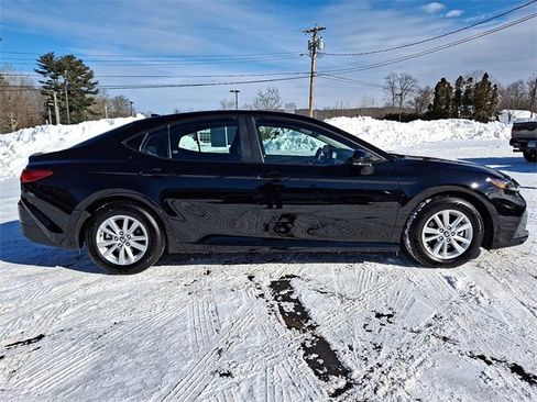 Certified 2025 Toyota Camry LE image 7