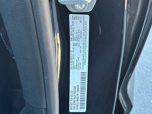 New 2026 Chrysler Pacifica Limited image 34