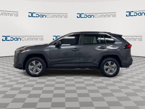 Used 2023 Toyota RAV4 LE AWD/4WD image 5