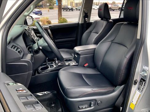 Certified 2023 Toyota 4Runner TRD Off-Road Premium image 9