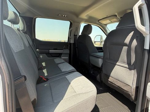 Used 2025 Ford F250 XLT w/ Black Appearance Package AWD/4WD image 21
