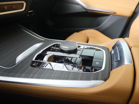 Certified 2025 BMW X5 sDrive40i w/ M Sport Package image 28