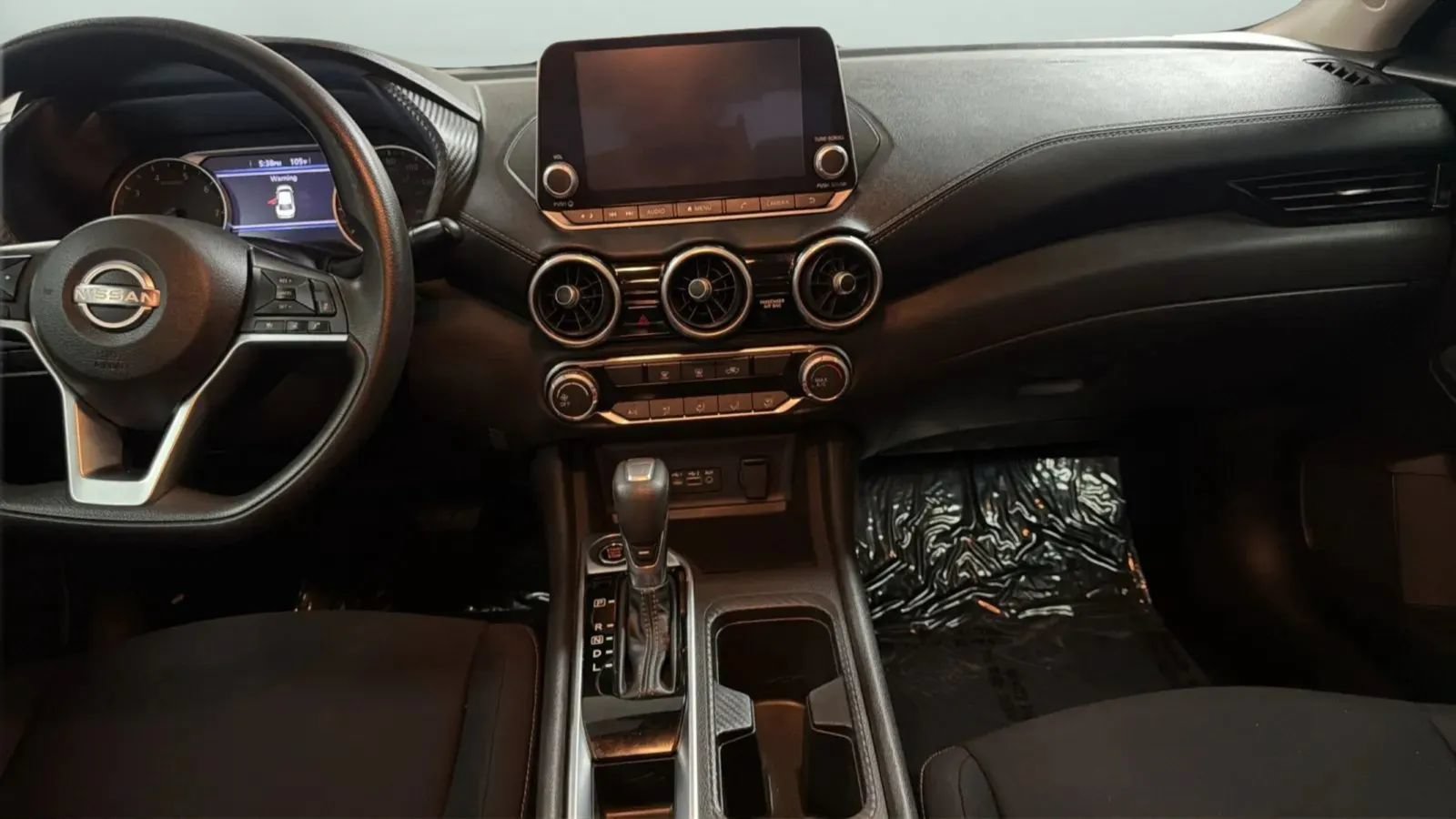 Used 2024 Nissan Sentra SV FWD image 17
