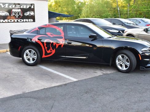 Used 2023 Dodge Charger SXT RWD image 5