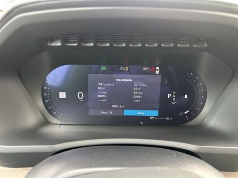 New 2026 Volvo XC90 B6 Plus w/ Protection Package AWD/4WD image 18