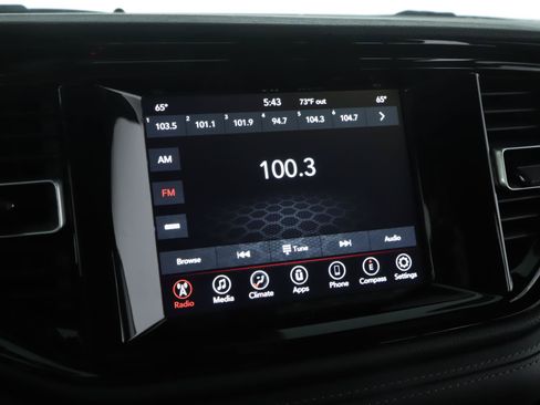 Used 2023 Dodge Durango SXT Launch Edition AWD/4WD image 11