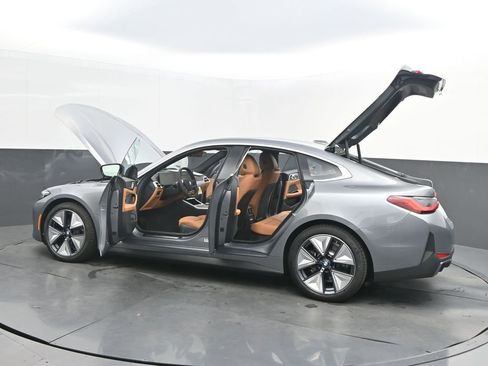 New 2026 BMW i4 eDrive40 w/ Premium Package RWD image 51