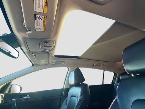 Used 2017 Kia Sportage EX w/ EX Premium Package image 23