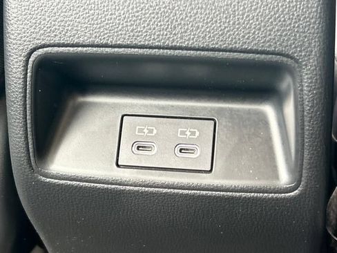 Used 2023 Toyota Corolla LE w/ LE Convenience Package FWD image 41