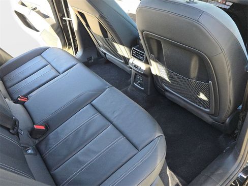 Used 2023 Audi Q4 e-tron Premium Plus w/ Premium Plus image 13