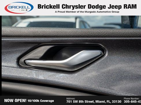 Used 2023 Jeep Grand Cherokee L Laredo image 30