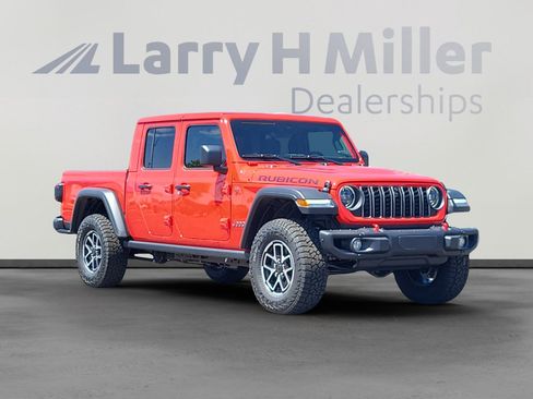 New 2025 Jeep Gladiator Rubicon w/ Convenience Group image 7