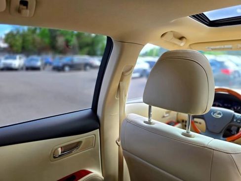 Used 2010 Lexus RX 450h 2WD image 27