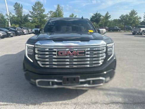 Used 2023 GMC Sierra 1500 Denali AWD/4WD image 2