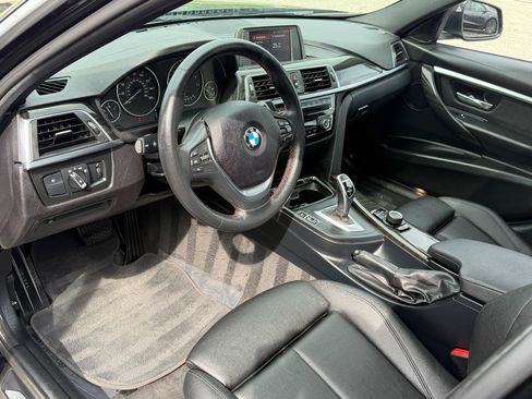 Used 2018 BMW 330i xDrive Sedan w/ Convenience Package AWD/4WD image 14