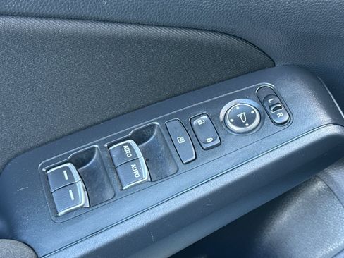 Used 2023 Honda Civic Sport image 13