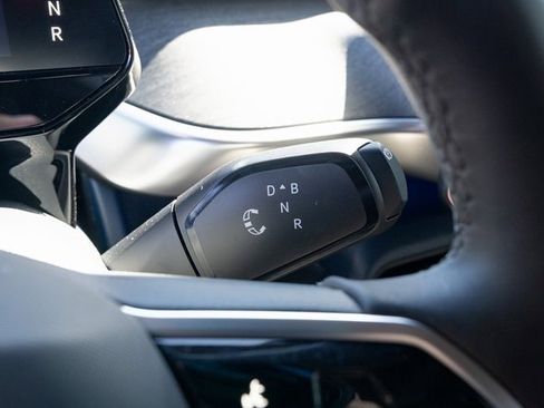 New 2025 Volkswagen ID. Buzz Pro S image 21