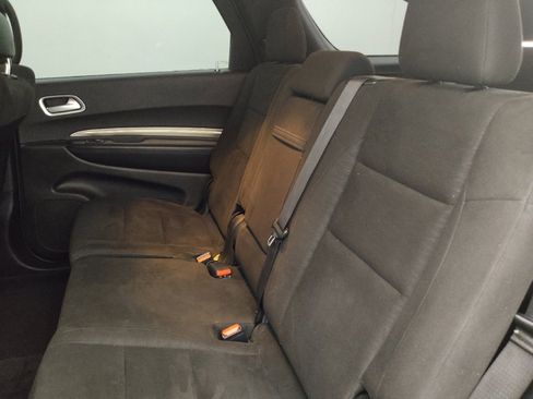 Used 2019 Dodge Durango SXT w/ 3rd Row Seating Group AWD/4WD image 18