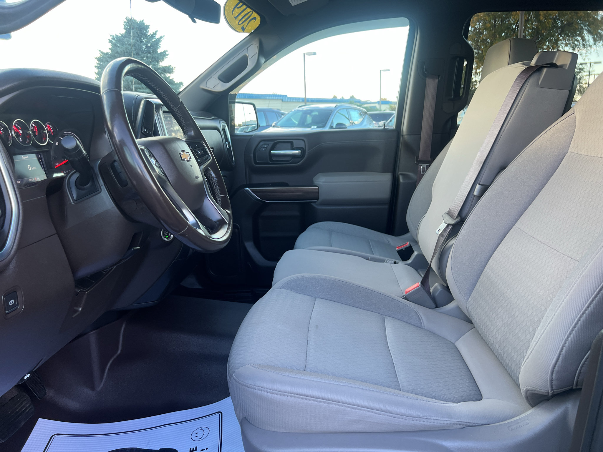 Used 2019 Chevrolet Silverado 1500 LT w/ All-Star Edition AWD/4WD image 10