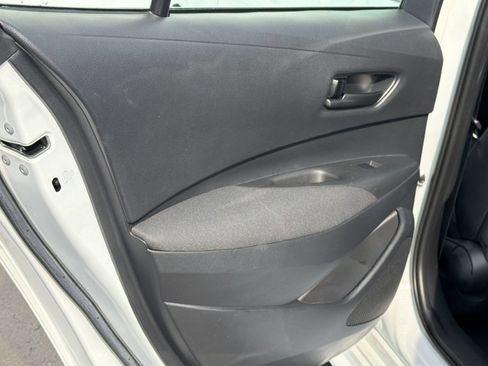 Used 2022 Toyota Corolla LE FWD image 31