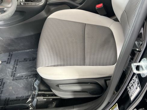 Used 2023 Hyundai Kona SE w/ Cargo Package AWD/4WD image 18