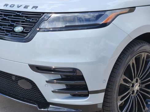 New 2026 Land Rover Range Rover Velar Dynamic SE image 5