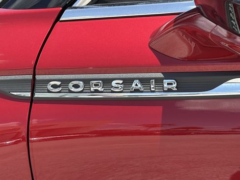 Used 2023 Lincoln Corsair FWD image 10
