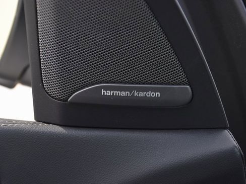 Used 2024 BMW X5 xDrive50e image 43