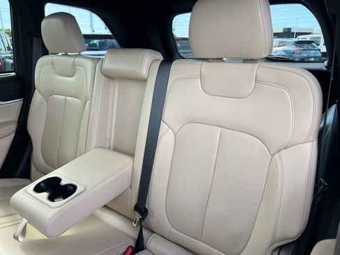 Certified 2023 Jeep Grand Cherokee Limited w/ Luxury Tech Group II AWD/4WD image 26