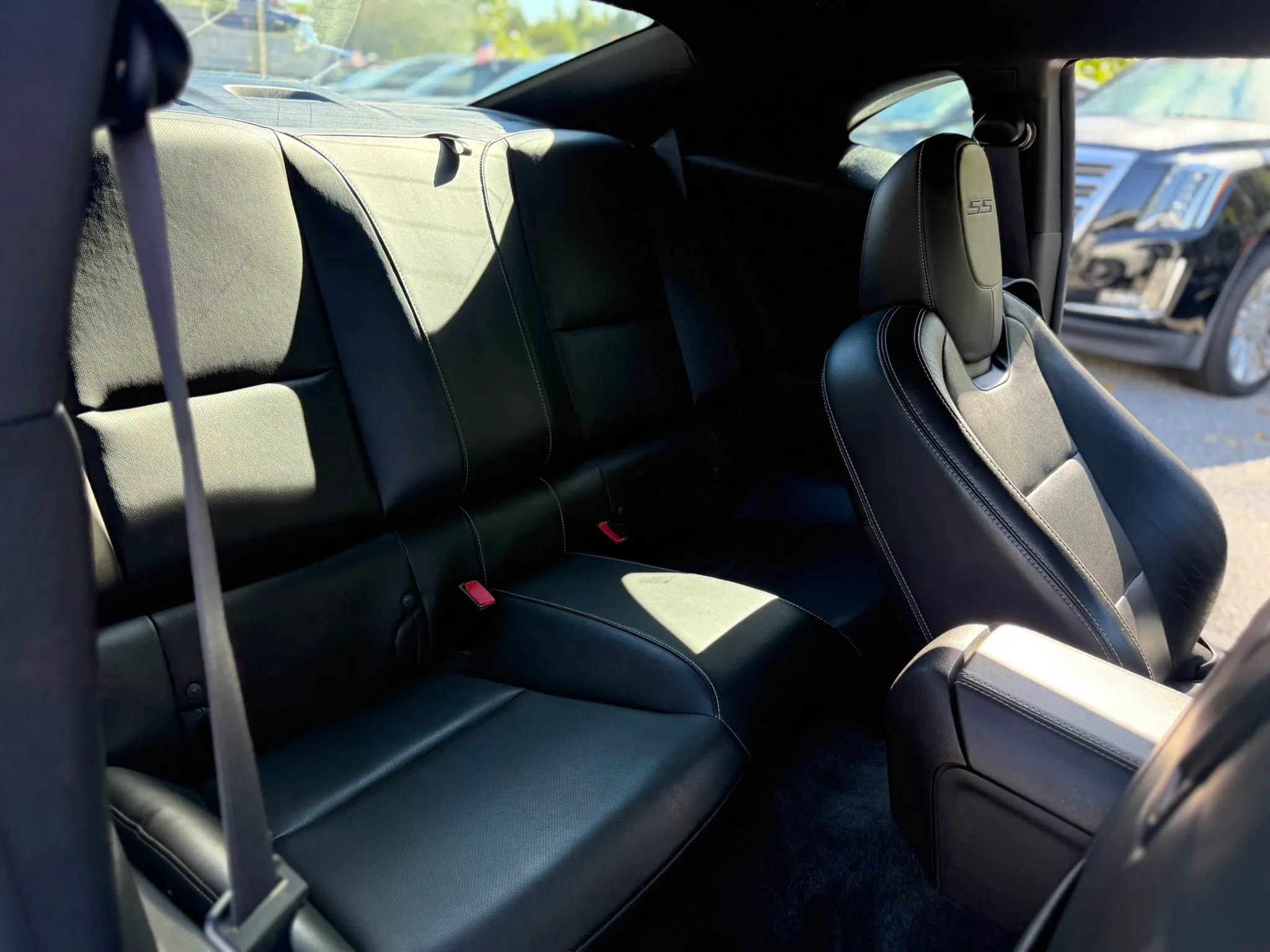 Used 2011 Chevrolet Camaro SS RWD image 14