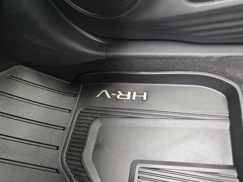 Used 2025 Honda HR-V LX image 42