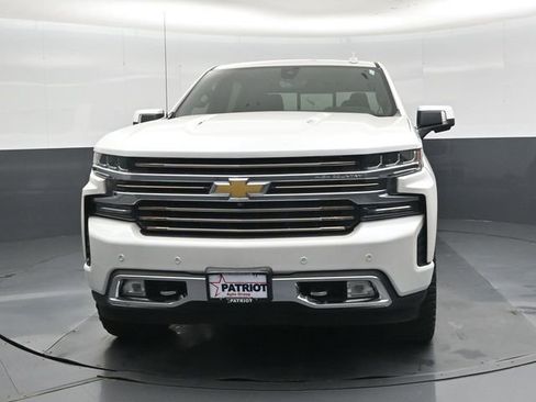 Used 2021 Chevrolet Silverado 1500 High Country w/ Technology Package AWD/4WD image 9