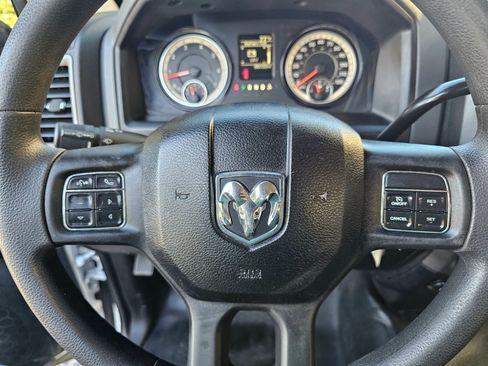 Used 2018 RAM 2500 Tradesman w/ Power & Remote Entry Group image 11