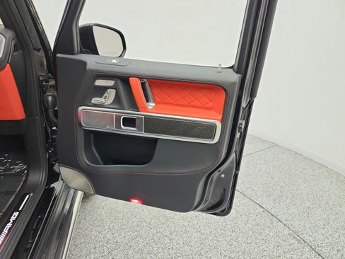 Used 2025 Mercedes-Benz G 63 AMG 4MATIC image 21