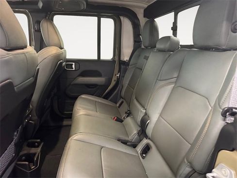 New 2026 Jeep Gladiator Mojave image 21