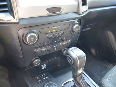 Used 2019 Ford Ranger XLT w/ FX4 Off-Road Package image 16